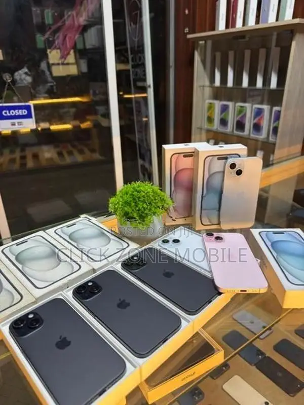 Apple iPhone 15 128GB (Used)
