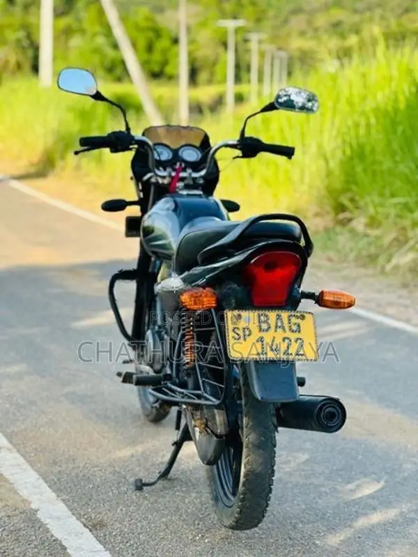 Bajaj Platina 100 2013