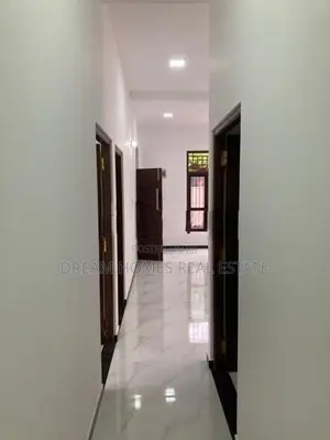 Brand New House for Sale – Wellampitiya