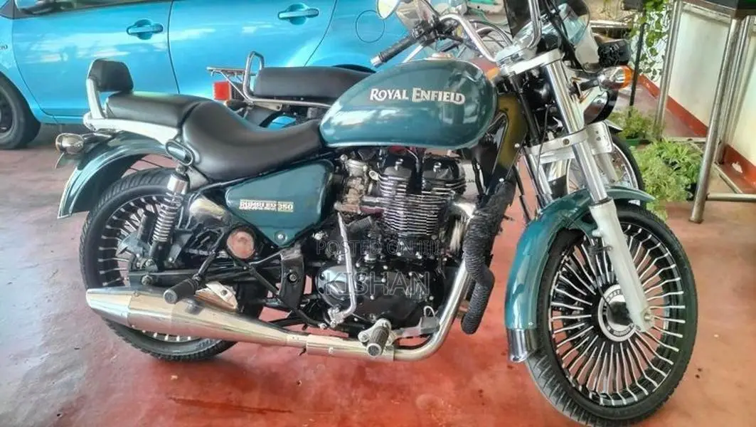 Royal Enfield Rumbler 2017