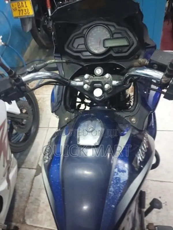 Bajaj Discover 125 2016
