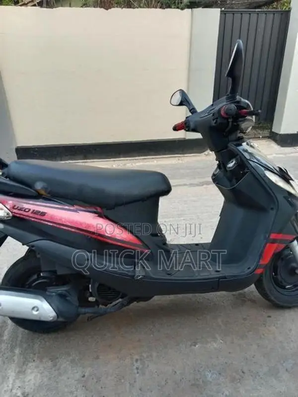 Mahindra Uzo 125 2017