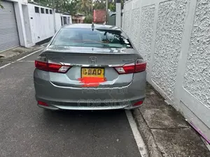 Honda Grace GX 2015