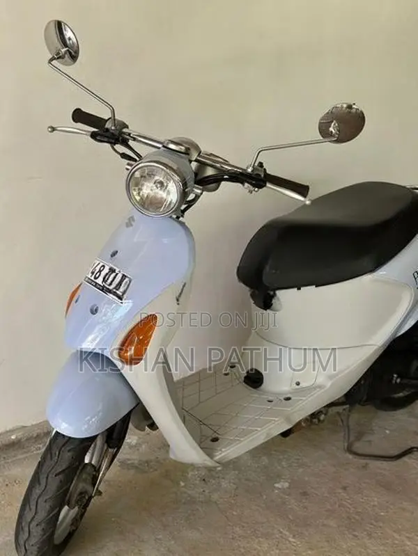 Suzuki Palette 2018