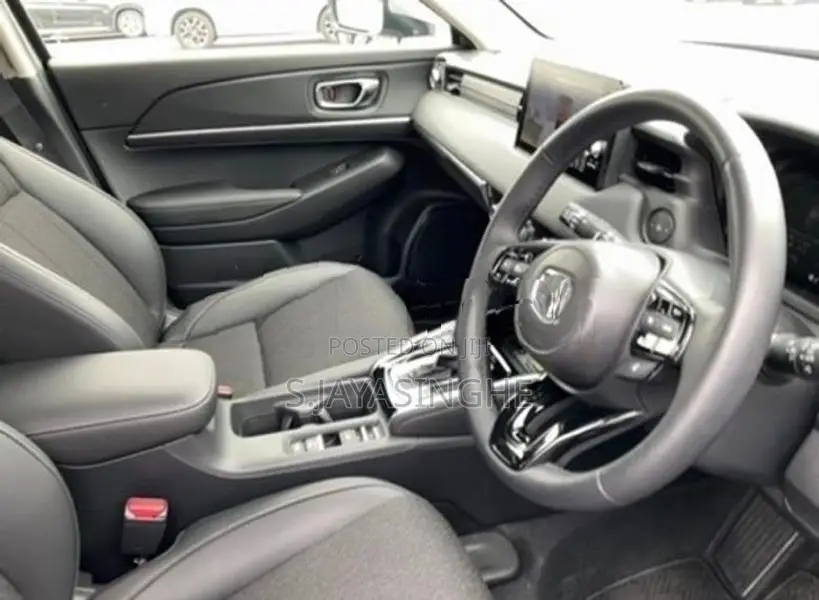 Honda Vezel Z Wireless Charging 2025