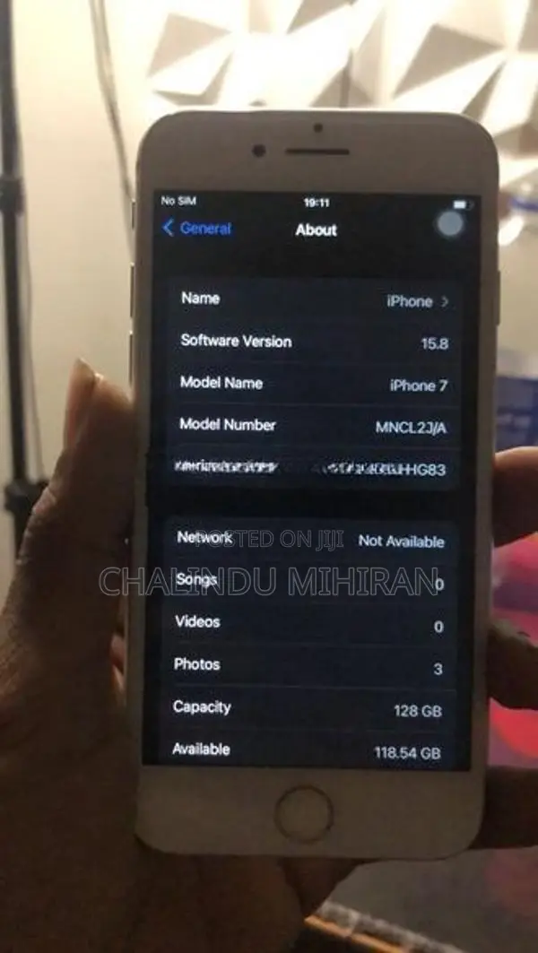 Apple iPhone 7 128GB (Used)