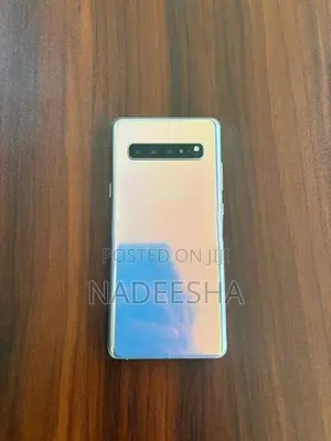 Samsung Galaxy S10 5G (Used)