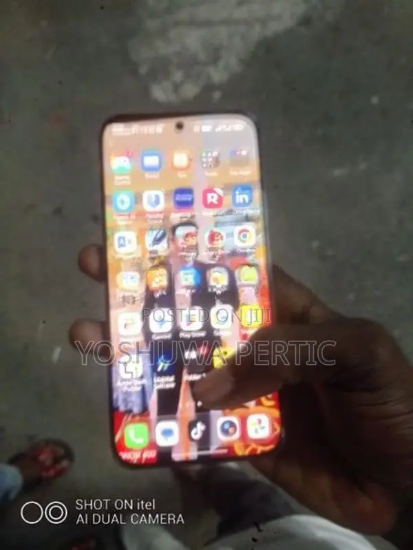 Honor 400 12/256GB (Used)