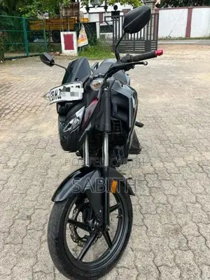 Honda CB Hornet 2019