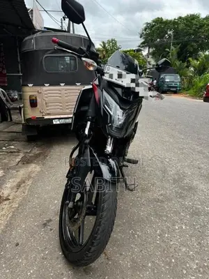 Honda CB Hornet 2019