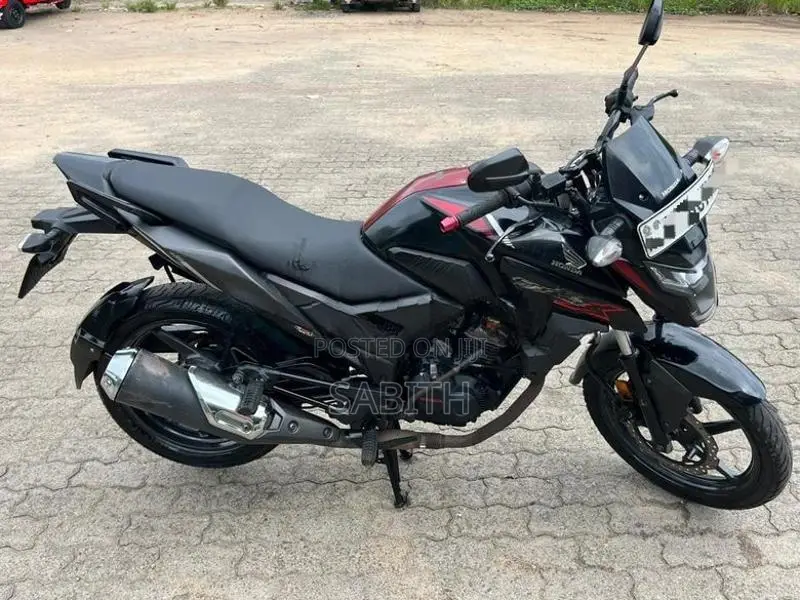 Honda CB Hornet 2019