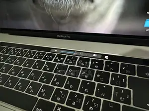 Apple MacBook Pro 15-Inch (2017) with 512GB SSD