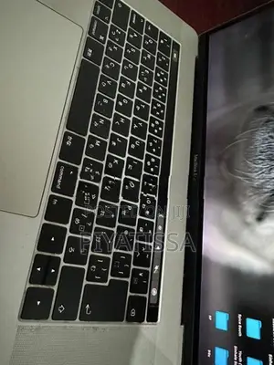 Apple MacBook Pro 15-Inch (2017) with 512GB SSD
