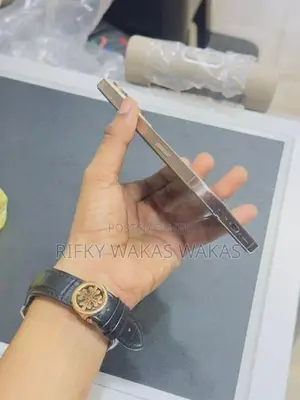 Apple iPhone 16 Pro Max (Used)