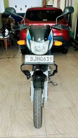 Bajaj CT100 ES 2024