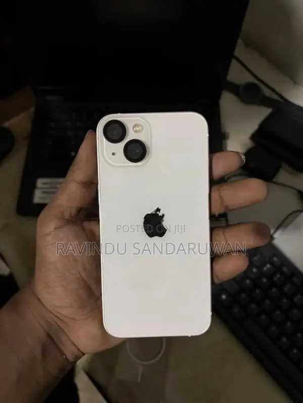 Apple iPhone 13 (Used)