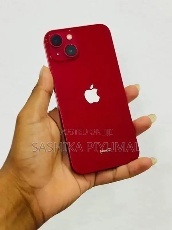 Apple iPhone 13 (Used)