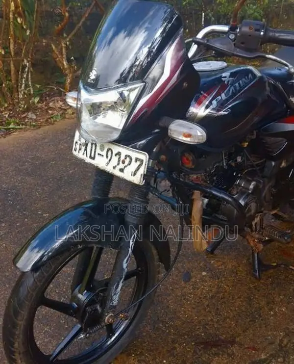 Bajaj Platina 2012