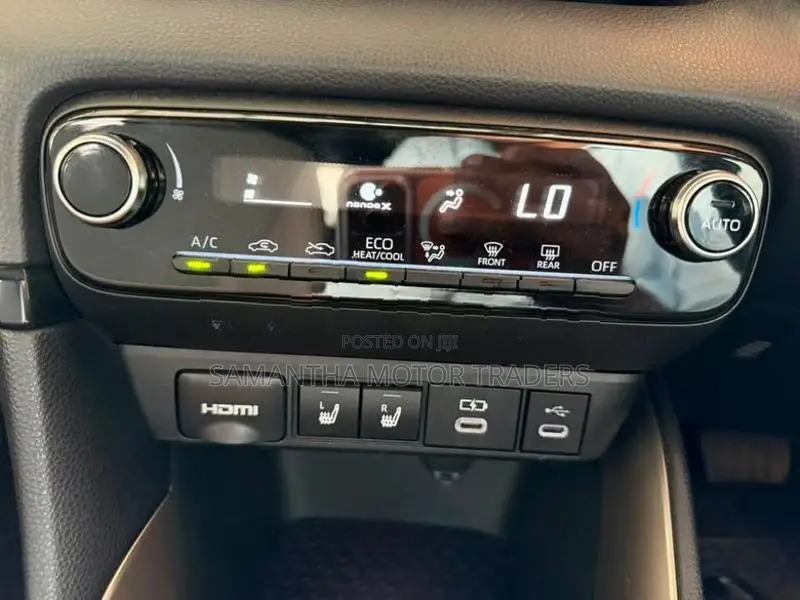 Toyota Yaris G LED 2024