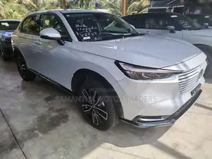 Honda Vezel Z premium 2026