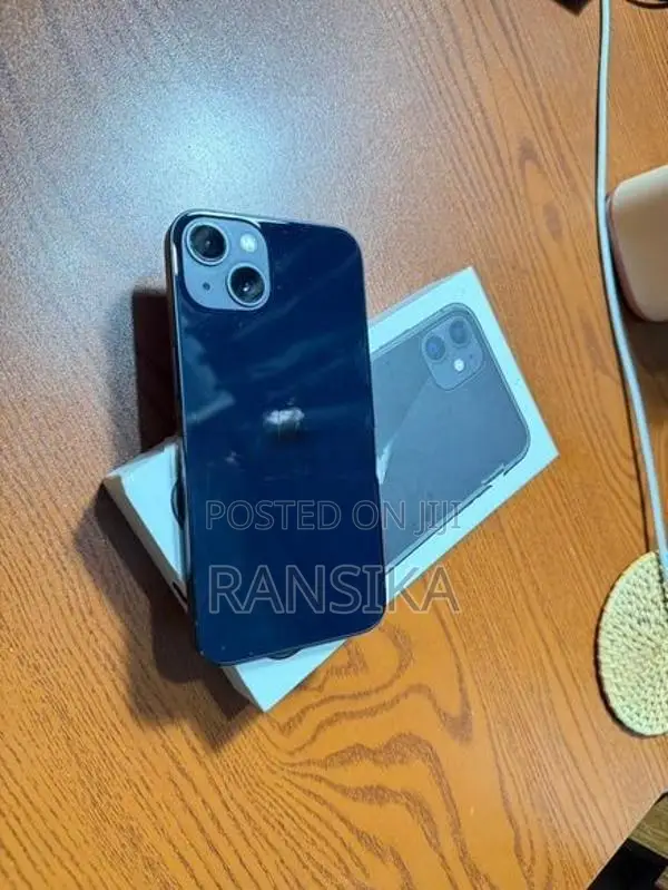 Apple iPhone 13 (Used)