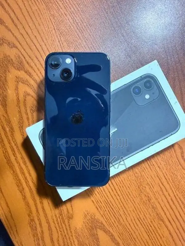 Apple iPhone 13 (Used)
