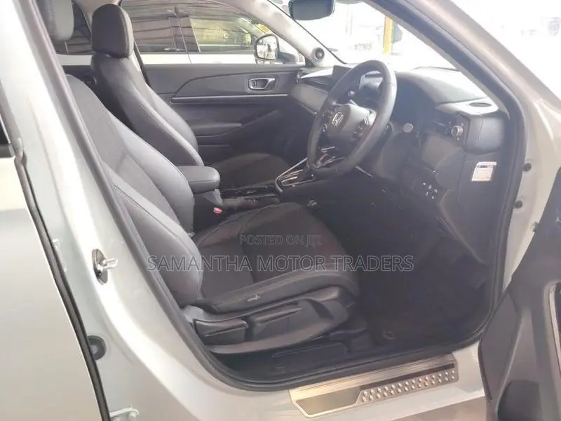 Honda Vezel Z premium 2026