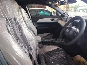 Honda Vezel Z Play 2024