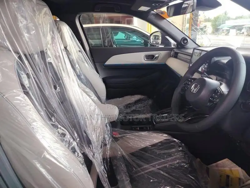 Honda Vezel Z Play 2024