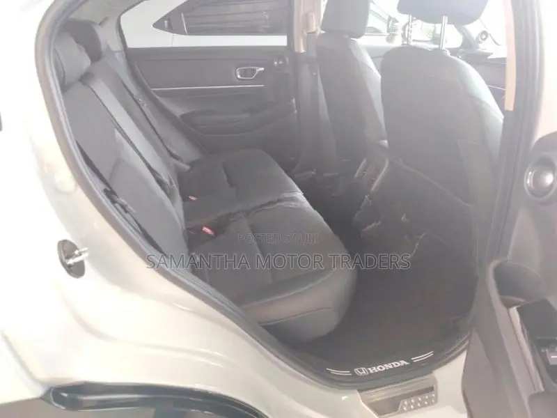 Honda Vezel Z premium 2026