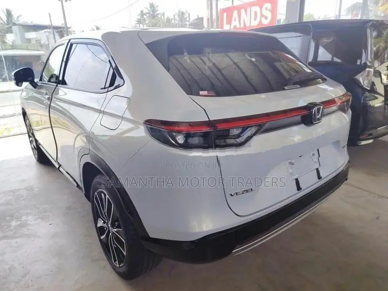 Honda Vezel Z premium 2026