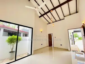 Single Storey House for Sale in Athurugiriya
