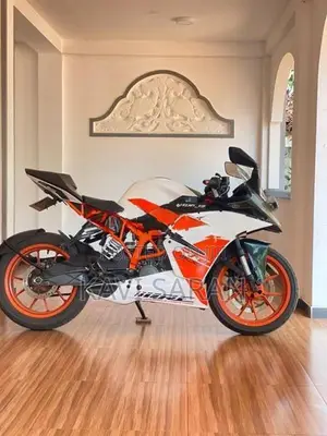 KTM RC 200 2019