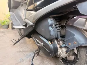 Suzuki Burgman 2018