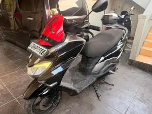 Suzuki Burgman 2018