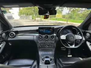 Mercedes Benz C200 2020