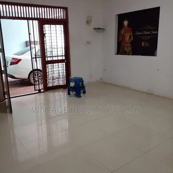 House For Sale in Harmers Avenue Colombo 6