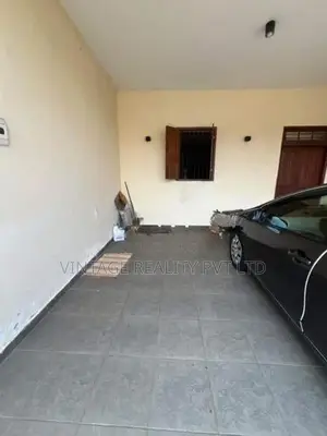 House For Sale in Harmers Avenue Colombo 6