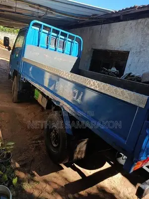 Mitsubishi Canter 1987