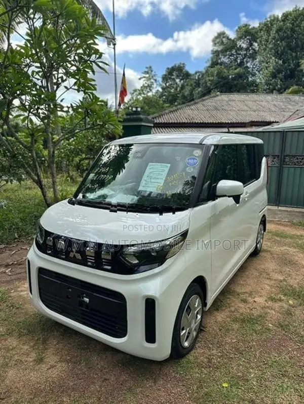Mitsubishi eK Space Hybrid 2025