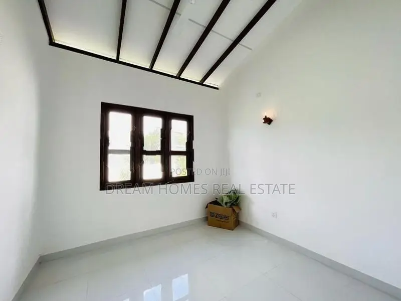 Single Storied House For Sale Thunandahena Road , Malabe