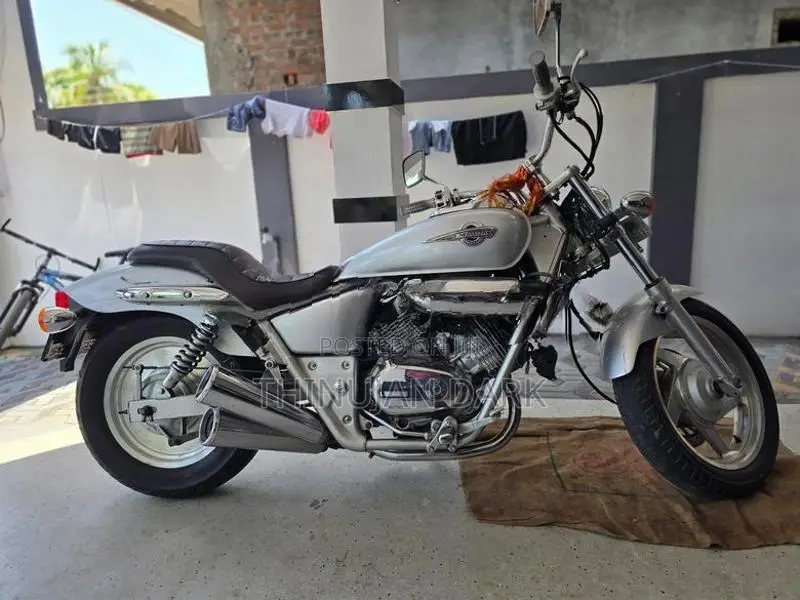 Honda Magna 2015