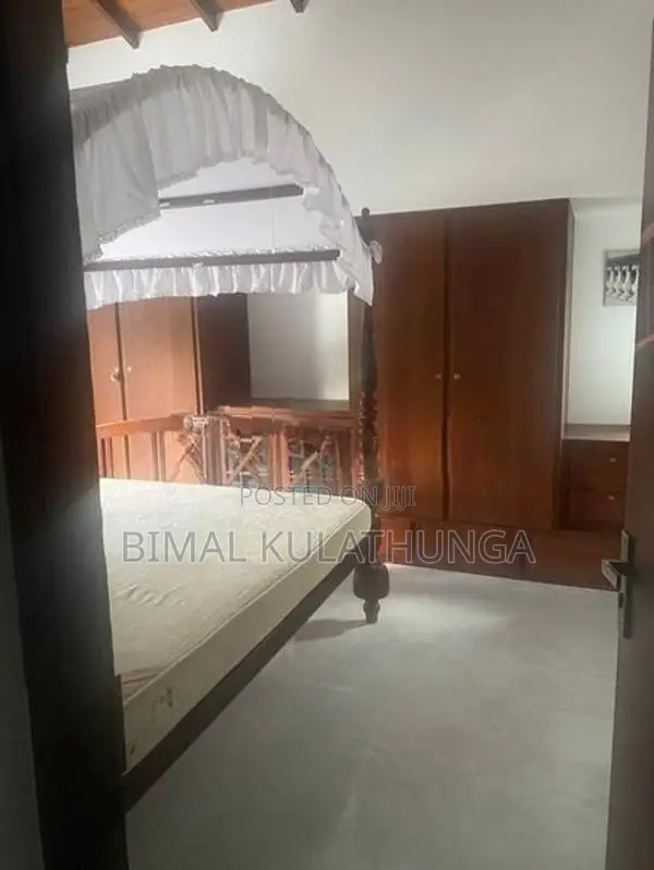 Fully Furnished Upstairs House for Rent – Maharagama