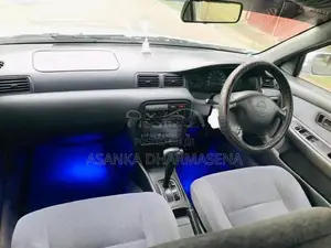 Nissan Sunny 1997