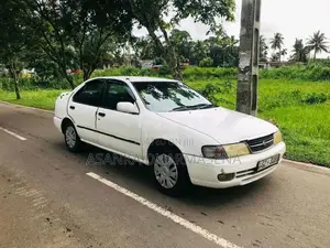 Nissan Sunny 1997