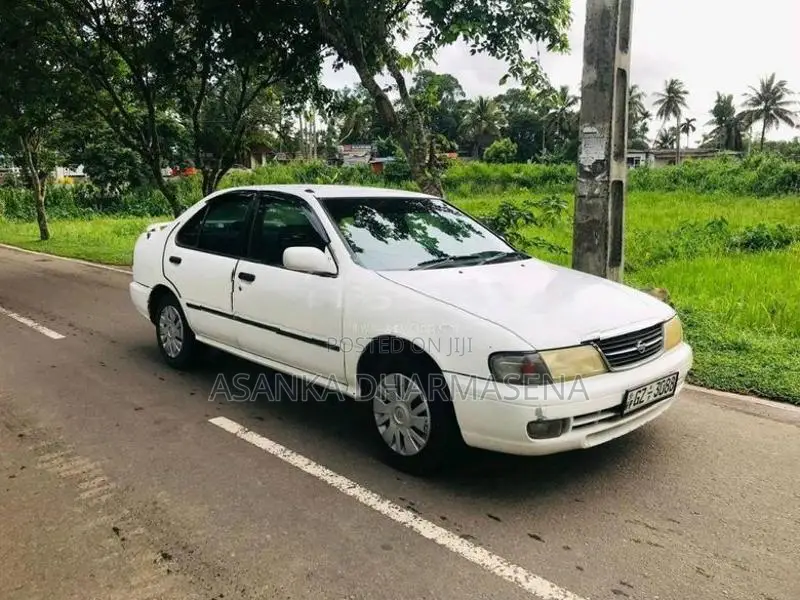 Nissan Sunny 1997