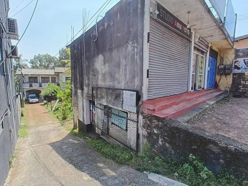 Commercial Building for Sale Suwarapola