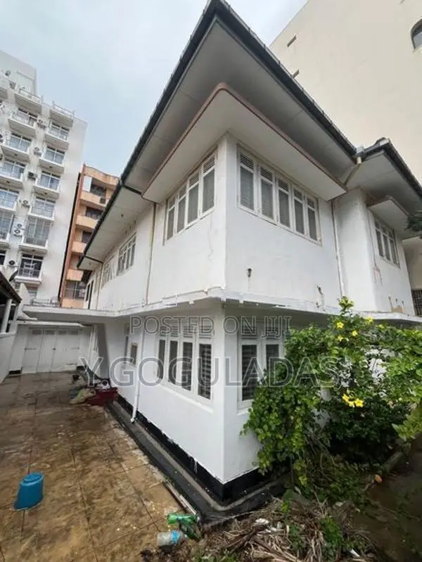Land with House for Sale in Colombo 4