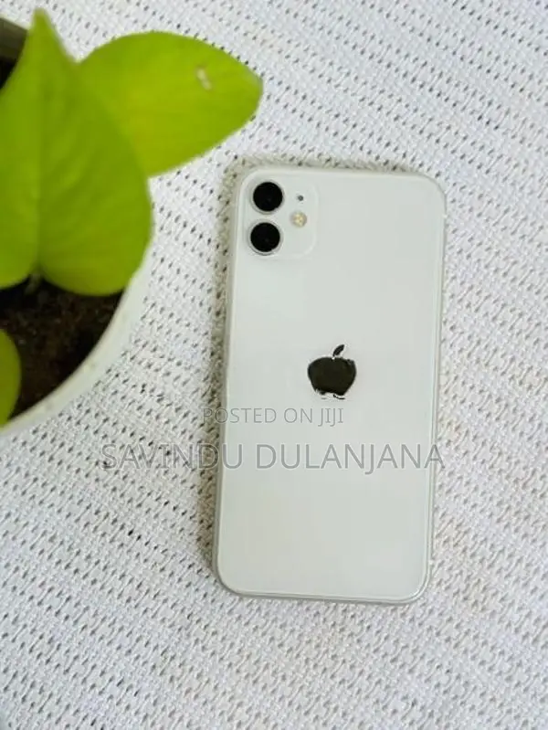 Apple iPhone 11 128GB (Used)