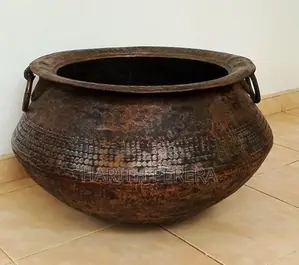 Antique copper pot